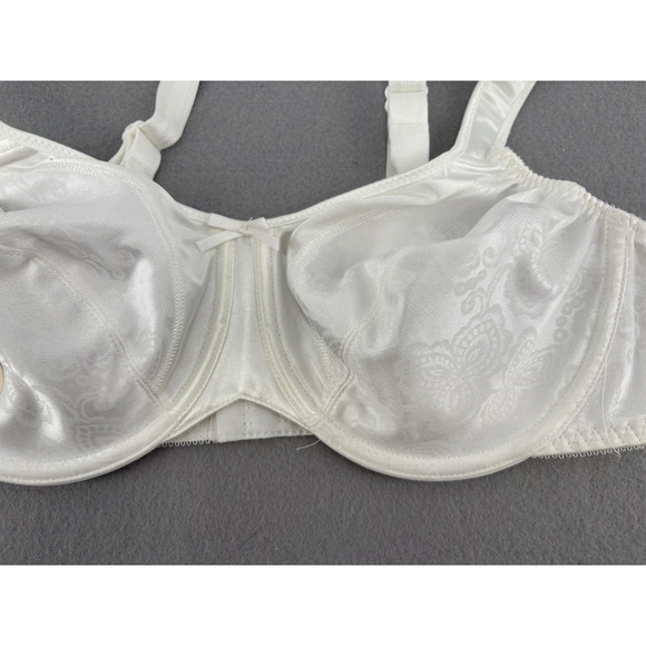 BALI White Unpadded Underwire Bra Size 34C Style 3562 Vintage Padded Strap - Picture 3 of 7